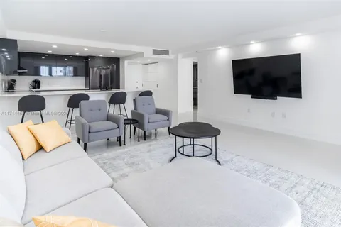 5701 Collins Ave # 601, Miami Beach FL 33140