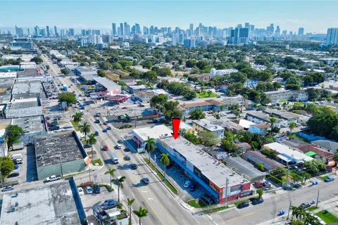 2250 NW 20th St, Miami FL 33142