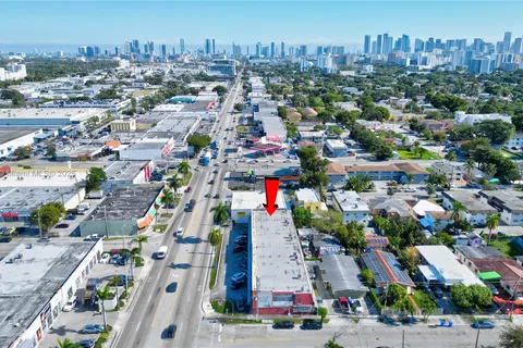 2250 NW 20th St, Miami FL 33142