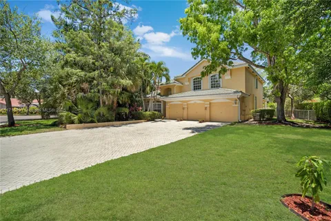 9543 NW 52 Pl, Coral Springs FL 33076