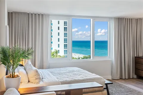 2301 Collins Ave # 914, Miami Beach FL 33139