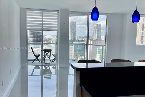 244 Biscayne Blvd # 2908, Miami FL 33132