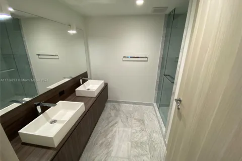 1000 Brickell Plaza # 2907, Miami FL 33131