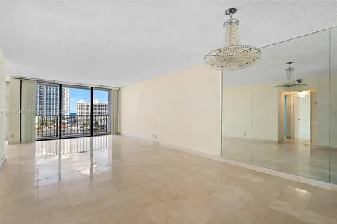 400 Leslie Dr # 908, Hallandale Beach FL 33009