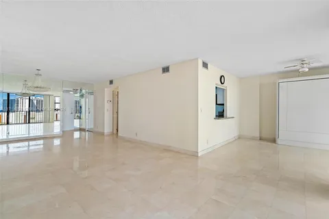 400 Leslie Dr # 908, Hallandale Beach FL 33009