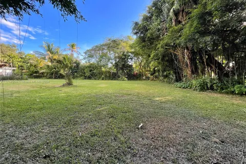 5400 SW 63, South Miami FL 3315