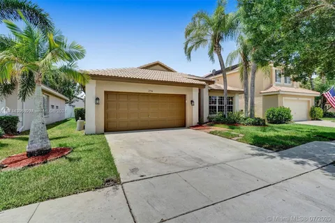 2734 SW 179th Ter, Miramar FL 33029