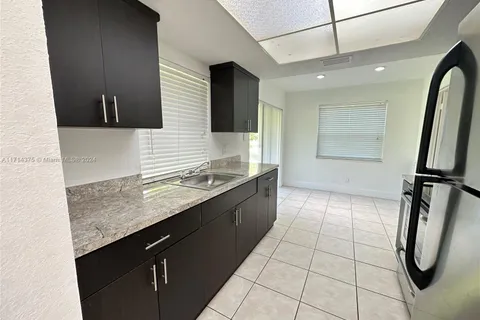 2641 NW 47th Ave, Lauderhill FL 33313