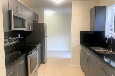 21008 NW 39th Ave, Miami Gardens FL 33055