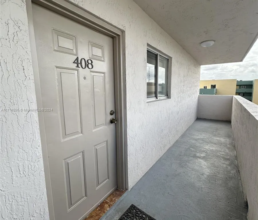 6091 W 22nd Ct # 408, Hialeah FL 33016