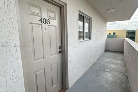 6091 W 22nd Ct # 408, Hialeah FL 33016