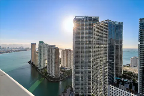 200 Biscayne Boulevard Way # 3904, Miami FL 33131