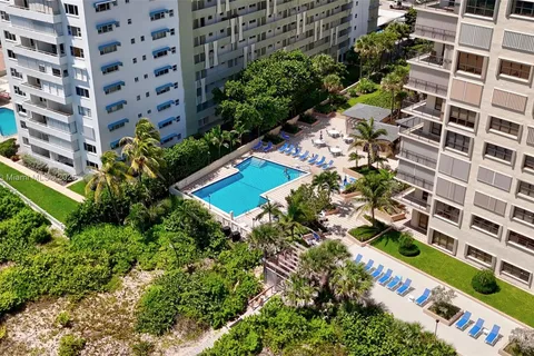 1800 S Ocean Blvd # 210, Lauderdale By The Sea FL 33062