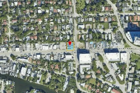 981 NE 79th St, Miami FL 33138