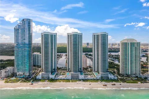 15901 Collins Ave # 3303, Sunny Isles Beach FL 33160