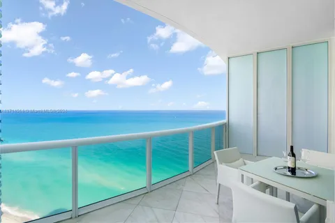 15901 Collins Ave # 3303, Sunny Isles Beach FL 33160