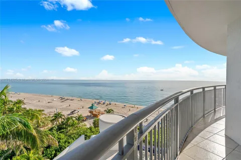 17375 Collins Ave # 808, Sunny Isles Beach FL 33160