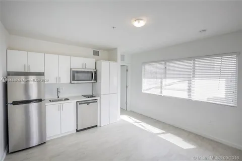 1601 Meridian Ave # 201, Miami Beach FL 33139