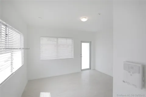 1601 Meridian Ave # 201, Miami Beach FL 33139