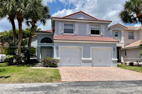 5002 SW 35th Ter, Hollywood FL 33312