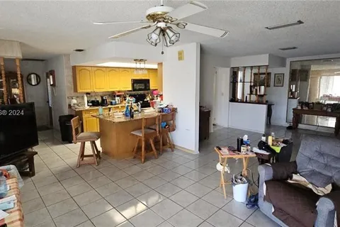 3113 SE 19th Ave, Cape Coral FL 33904