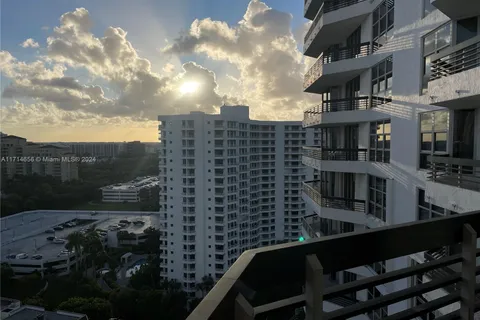 3400 NE 192nd # 1902, Aventura FL 33180