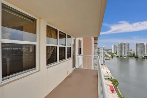 251 174th St # 2220, Sunny Isles Beach FL 33160