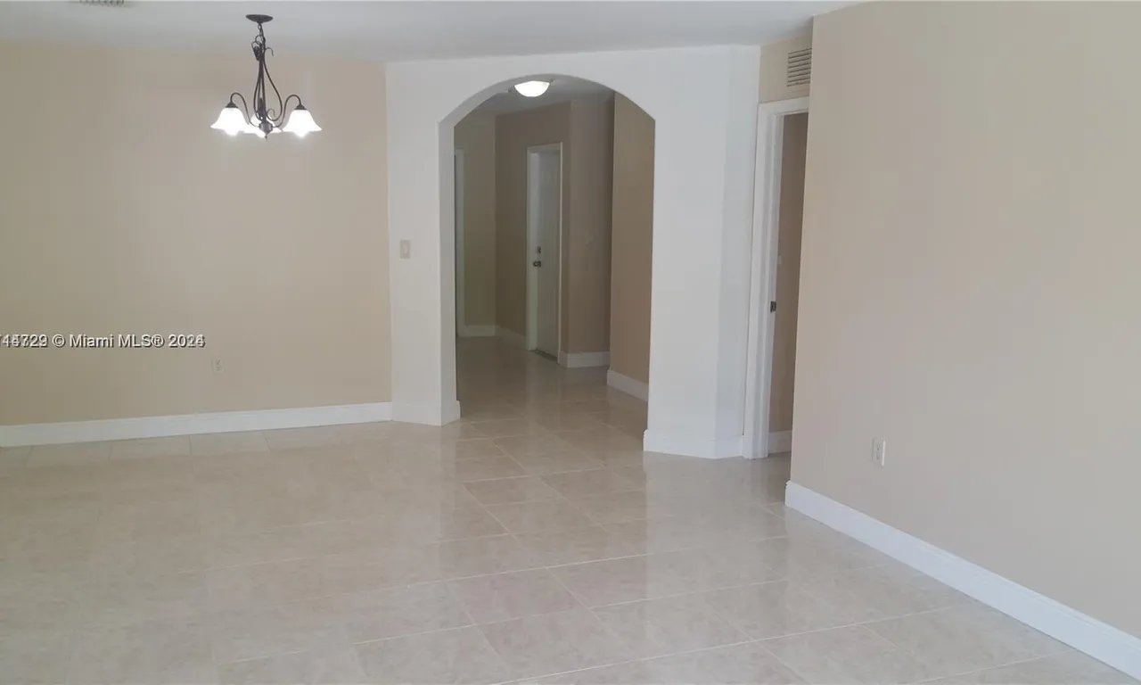 25356 SW 135th Ct, Homestead FL 33032