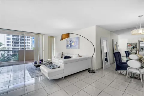 5757 Collins Ave # 603, Miami Beach FL 33140