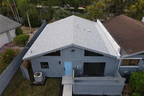 11351 SW 112th Cir Ln N, Miami FL 33176