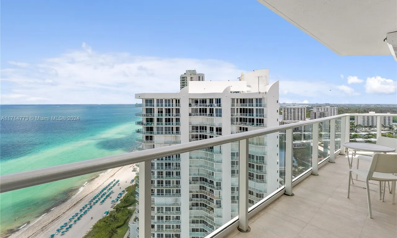 16485 Collins Ave, Sunny Isles Beach FL 33160