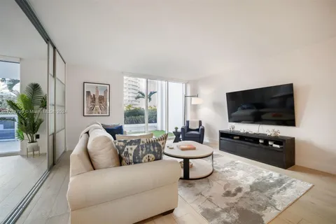 10275 Collins Ave # 206, Bal Harbour FL 33154