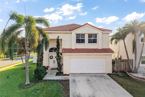 7400 Viscaya Cir, Margate FL 33063