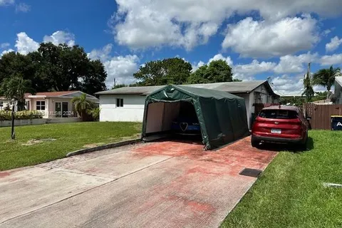 2215 SW 47th St # 2, Dania Beach FL 33312