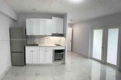 2215 SW 47th St # 2, Dania Beach FL 33312