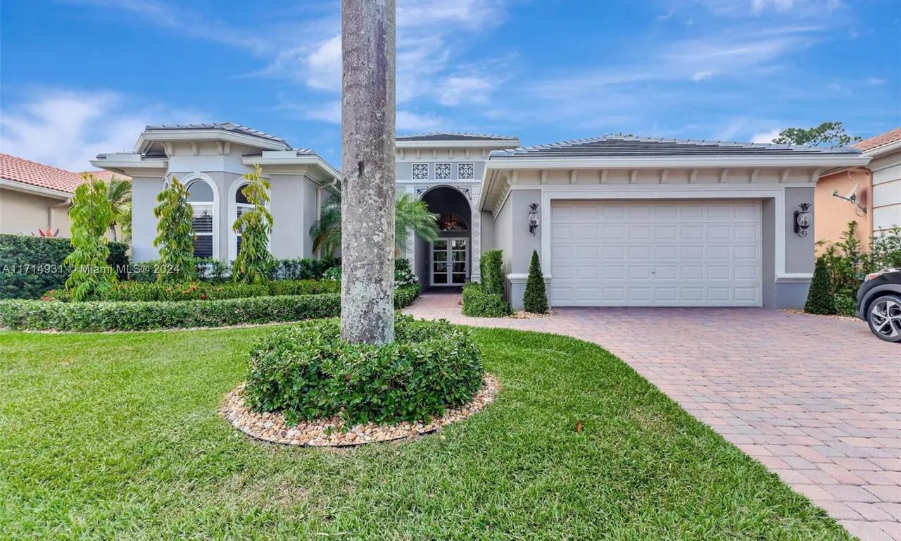 123 Abondance Dr, Palm Beach Gardens FL 33410