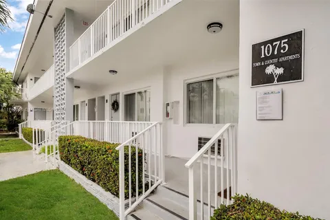 1075 E Bay Harbor Dr # 10, Bay Harbor Islands FL 33154