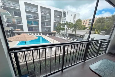 201 178th Dr # 225, Sunny Isles Beach FL 33160