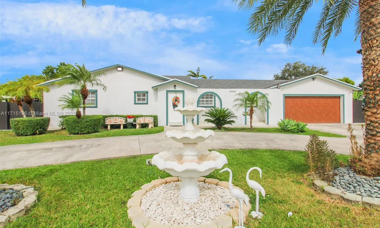 15901 SW 284th St, Homestead FL 33033