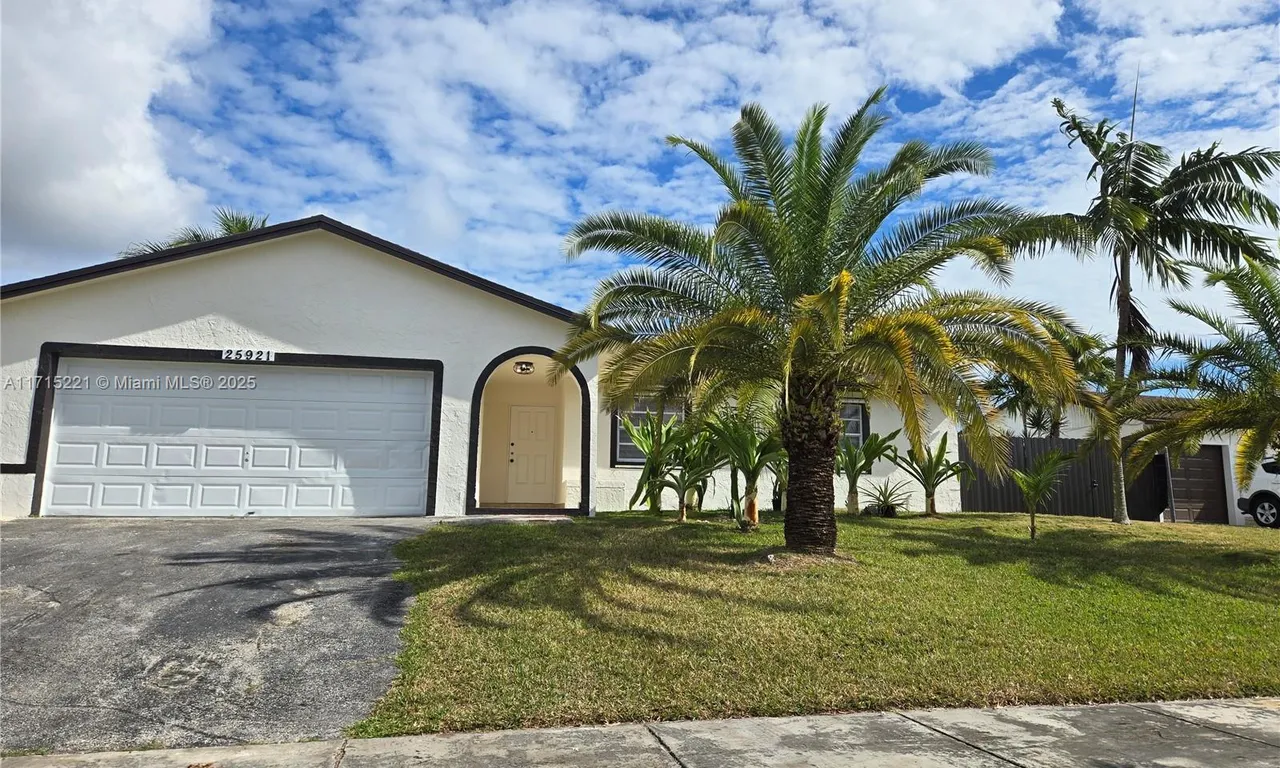 25921 SW 130th Ave, Homestead FL 33032