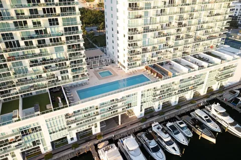 400 Sunny Isles Blvd # 1906, Sunny Isles Beach FL 33160