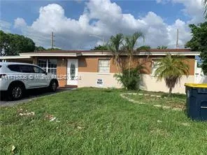 4812 SW 45th Ave, Dania Beach FL 33314