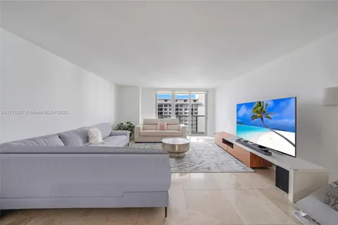 5701 Collins Ave # 1415, Miami Beach FL 33140