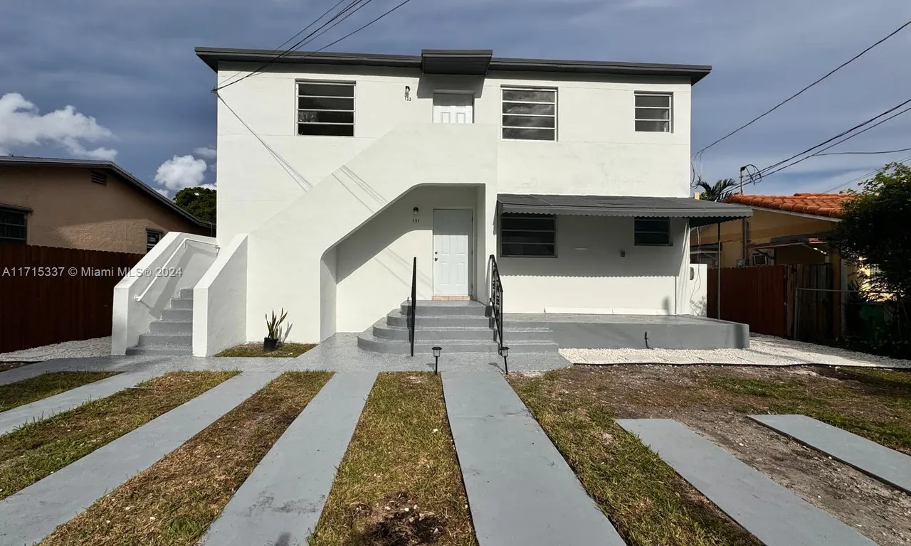 131 NW 32nd Ct # B, Miami FL 33125