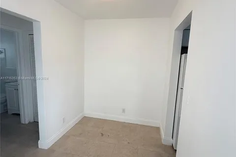 237 SE Park St # A, Dania Beach FL 33004