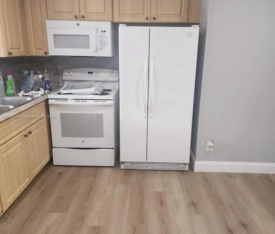 5351 SW 35 ST # 5351, Davie FL 33314