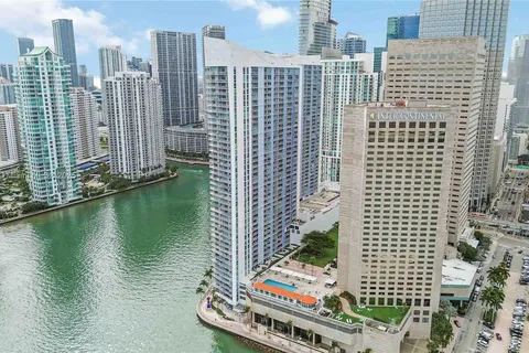 335 S Biscayne Blvd # 2103, Miami FL 33131