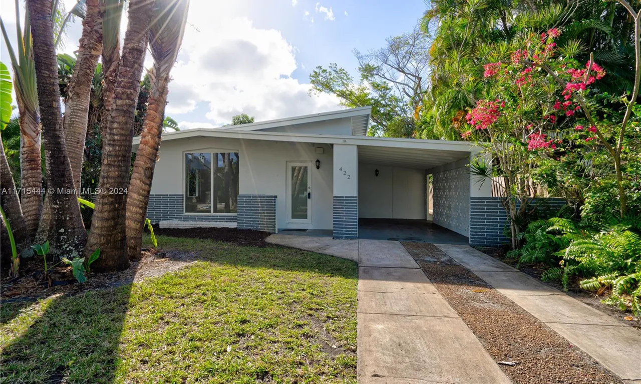 422 31st St, West Palm Beach FL 33407