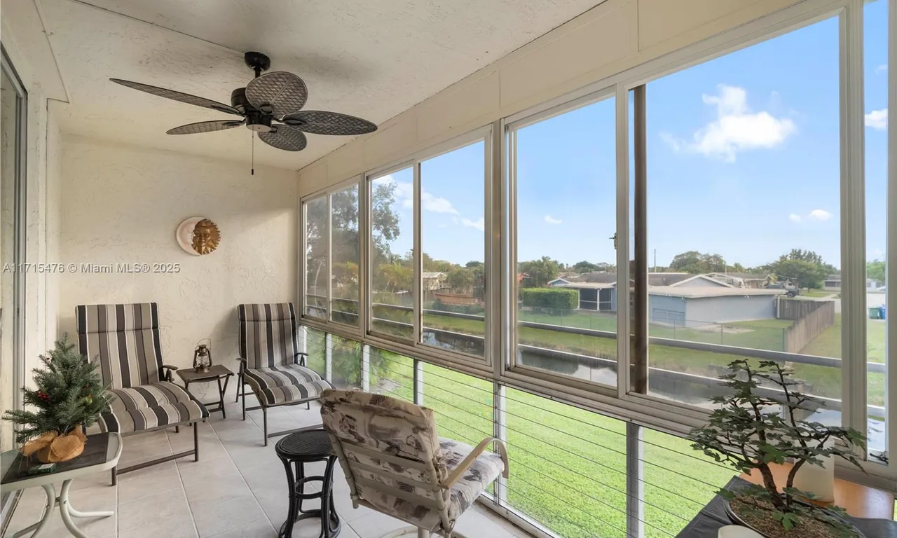 6870 Royal Palm Blvd # 208M, Margate FL 33063
