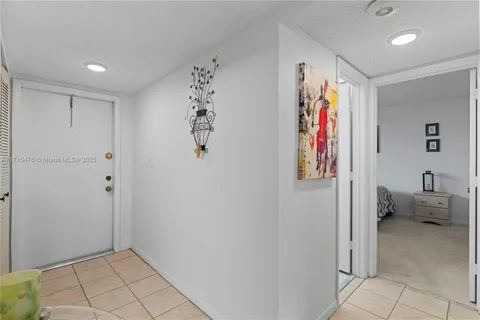 6870 Royal Palm Blvd # 208M, Margate FL 33063